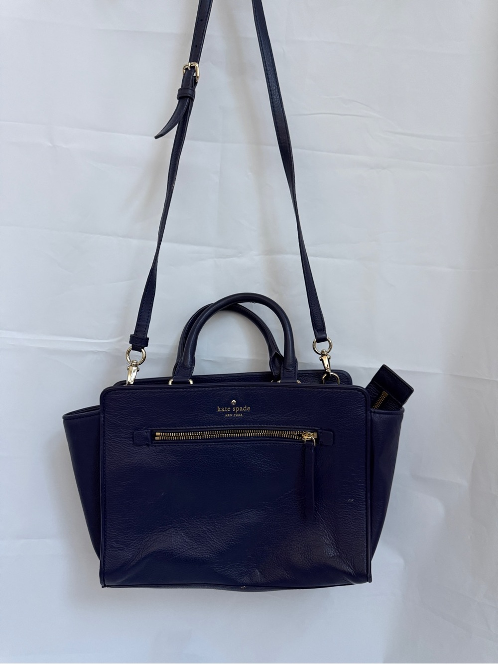 kate spade navy blue pebbled leather satchel with gold-tone hardware